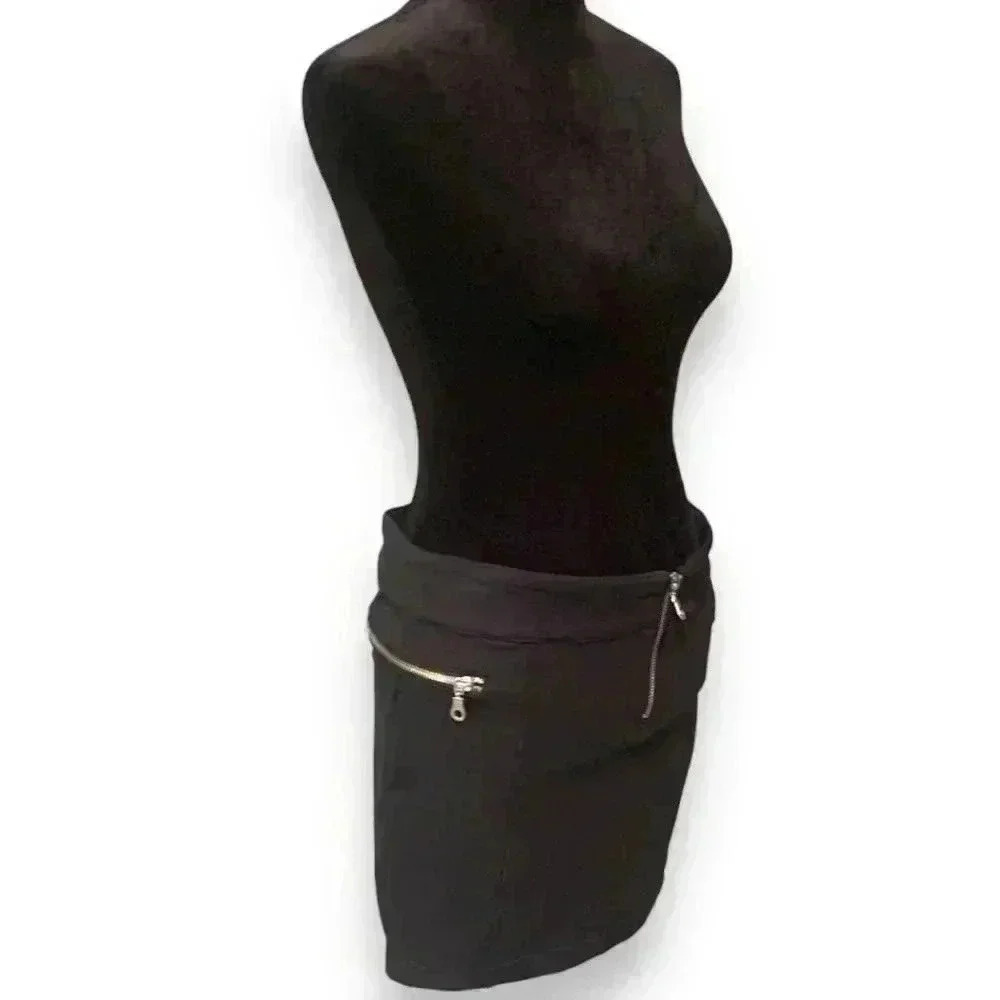 NWT On Trend Black Mini Skirt with Silver Zipper Detail Size Large (Juniors) - Picture 10 of 11
